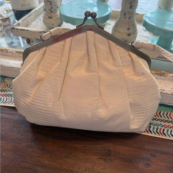 Vintage 1950s Fancy Nancy Atlanta White Faux Lizard Frame Handbag - Picture 2 of 11